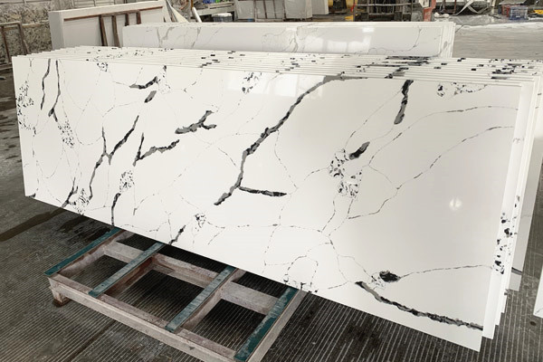 white quartz slab with black vein 